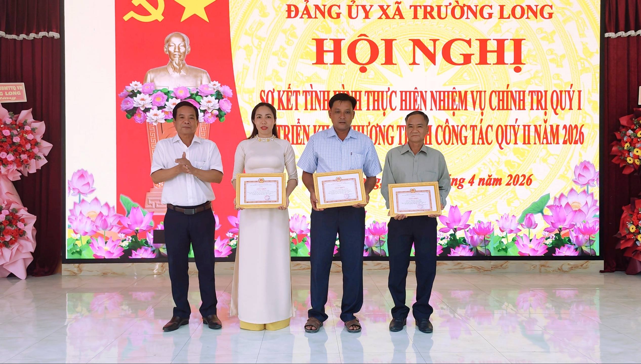 anh tin bai